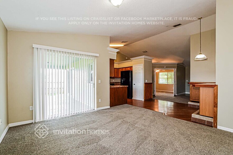 Building Photo - 811 Albi Ct