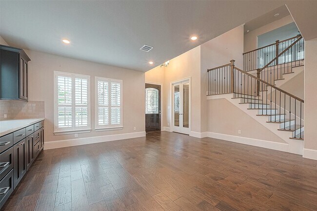 Building Photo - 58 Canopy Green Dr