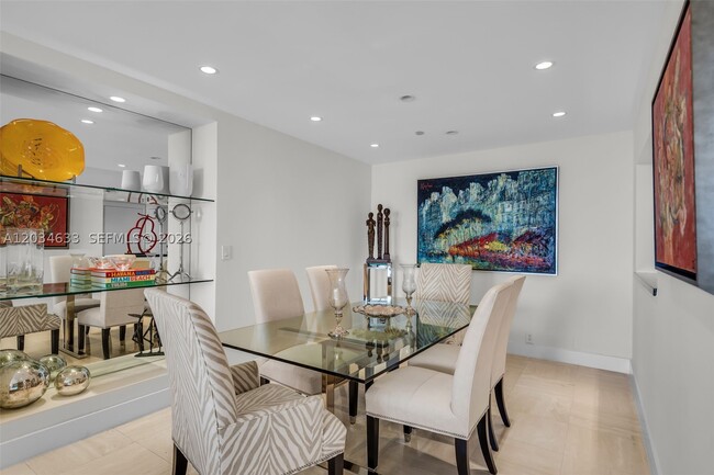 Building Photo - 151 Crandon Blvd