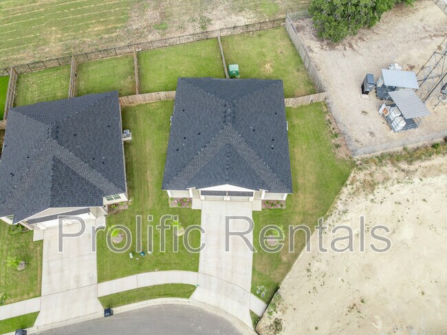 Building Photo - 8901 Prickly Ash Dr