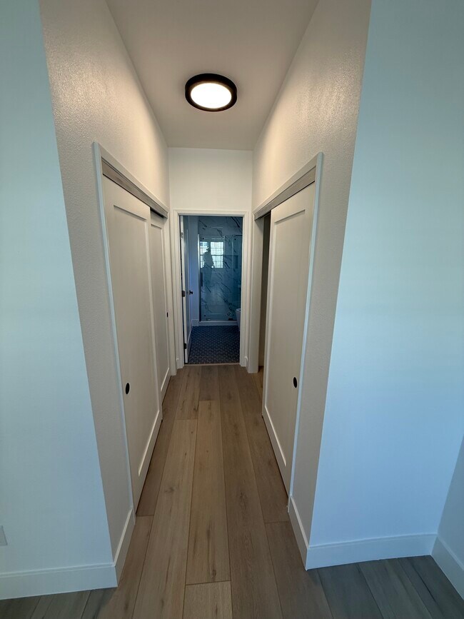 Building Photo - 11483 Delano St