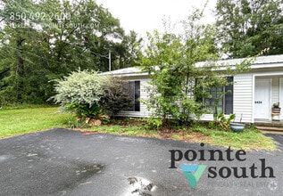 Building Photo - 6424 Schoel Ln