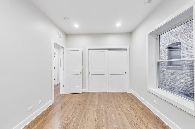 Building Photo - 6527 N Newgard Ave