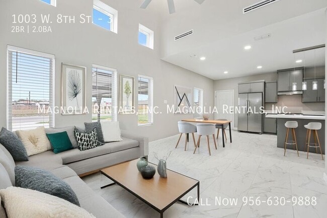 Building Photo - 1003 W 8th St