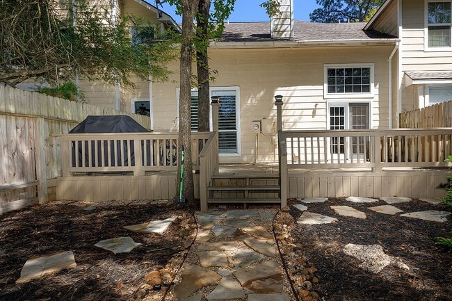 Building Photo - 110 Wintergreen Trail