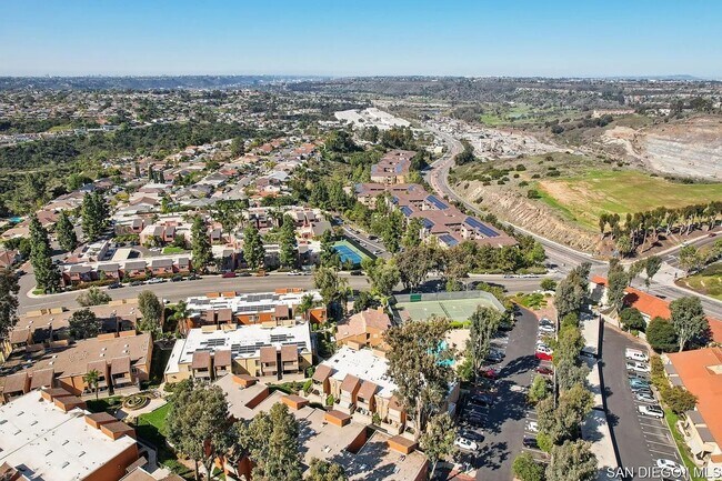 Building Photo - Upgraded Studio Condo For Rent - in San Ca...