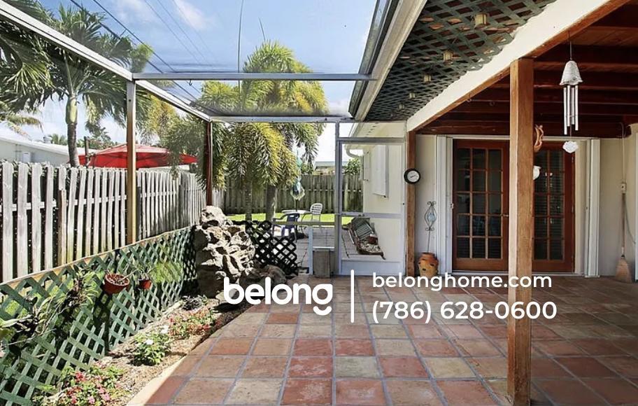 Building Photo - 3050 NE 9th Terrace