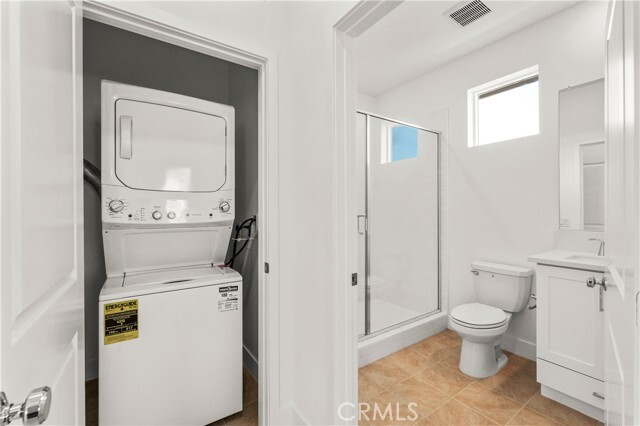 Building Photo - 647 Gadwall