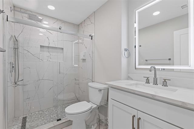 Building Photo - 409 Tucson Ct