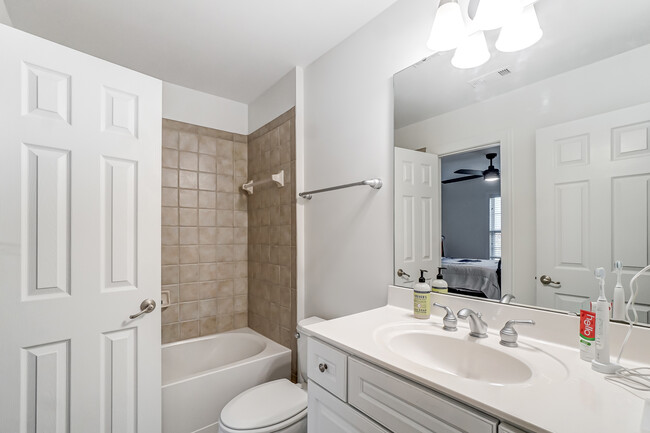 Building Photo - 1024 Patricians Ln