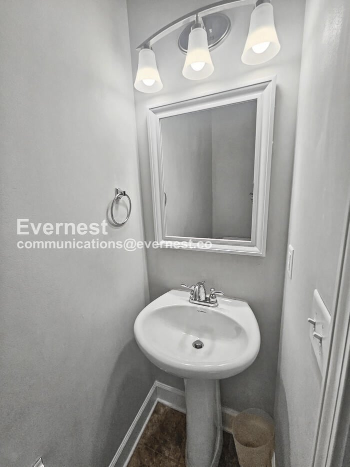 Building Photo - 3549 Brick Church Pike