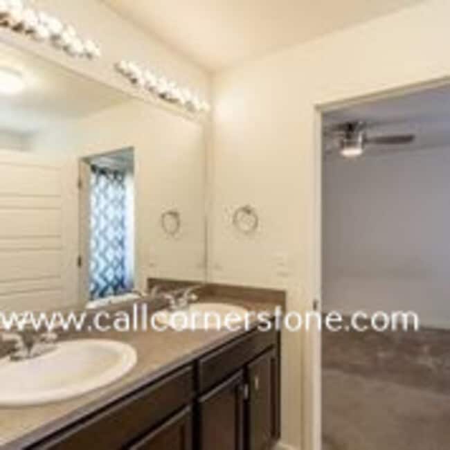 Building Photo - 6123 Mineral Belt Dr