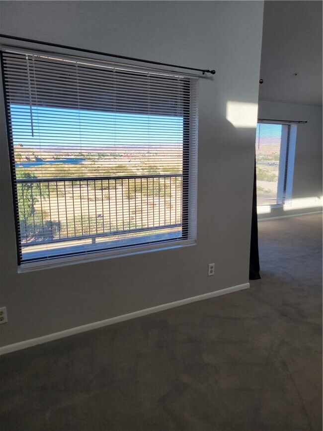 Building Photo - 1611 AZ-95