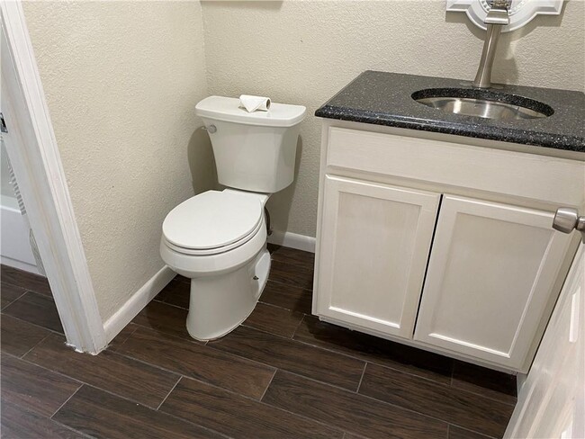 Building Photo - 3209 Carol Ann Dr