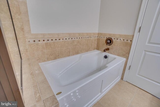 Building Photo - 6153 Aster Haven Cir