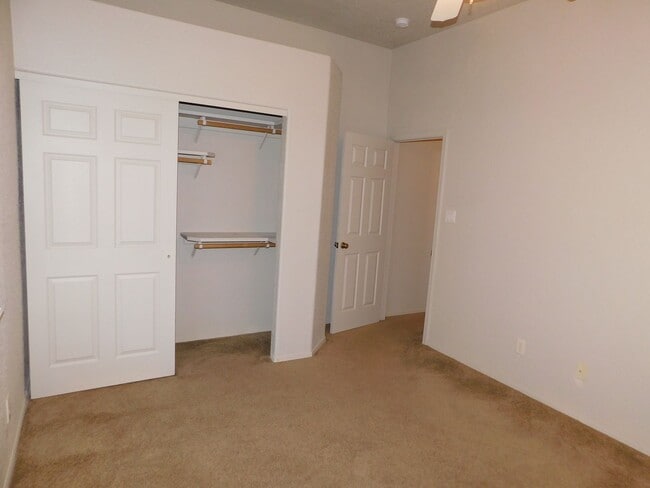 Building Photo - 3 BED 2 BATH IN YUMA EAST!