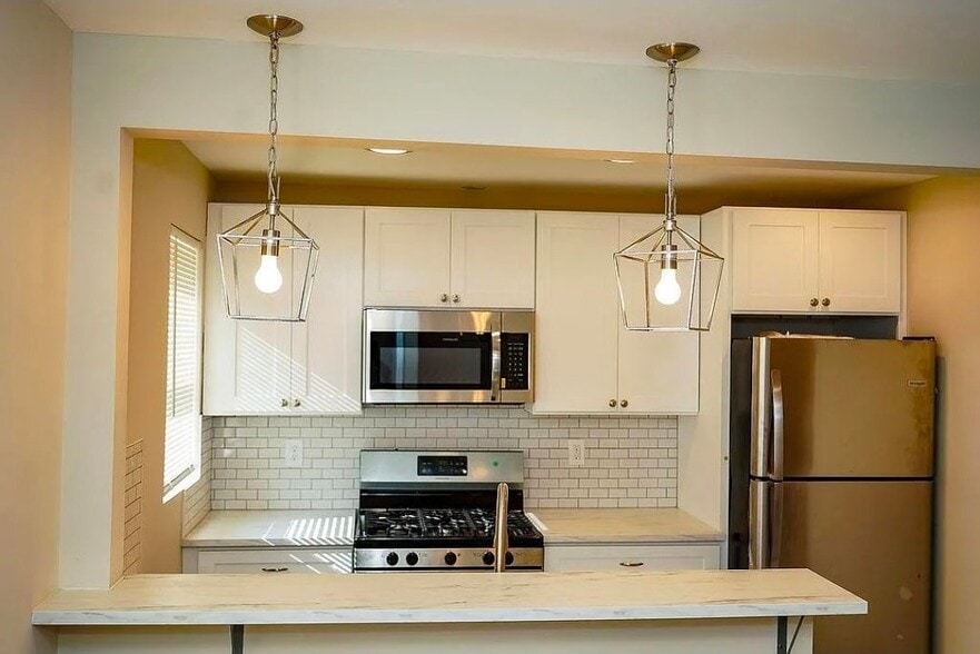 Building Photo - 6135 MacBeth Dr