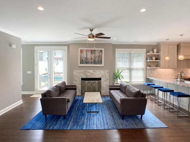 Building Photo - 1612 Auburndale Ave