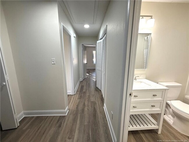 Building Photo - 6722 Irongate Dr