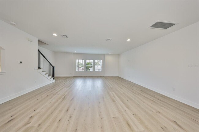 Building Photo - 1314 1/2 W Lemon St