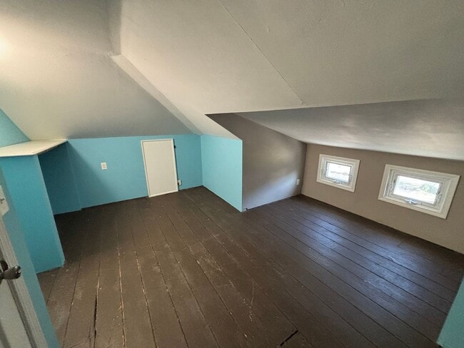 Building Photo - Newly Renovated 3 Bedroom on Park Avenue