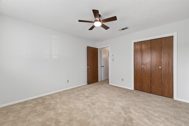 Building Photo - 3414 Lemon Tree Ln