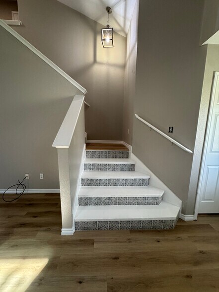Building Photo - 10149 China Creek Dr