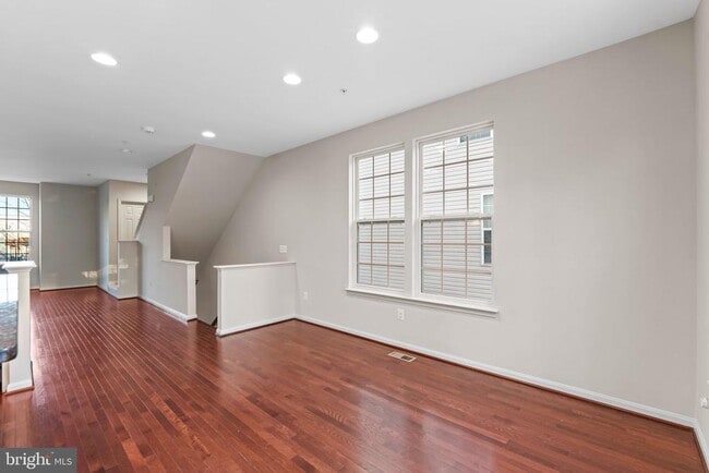 Building Photo - 44321 Ocelot Way