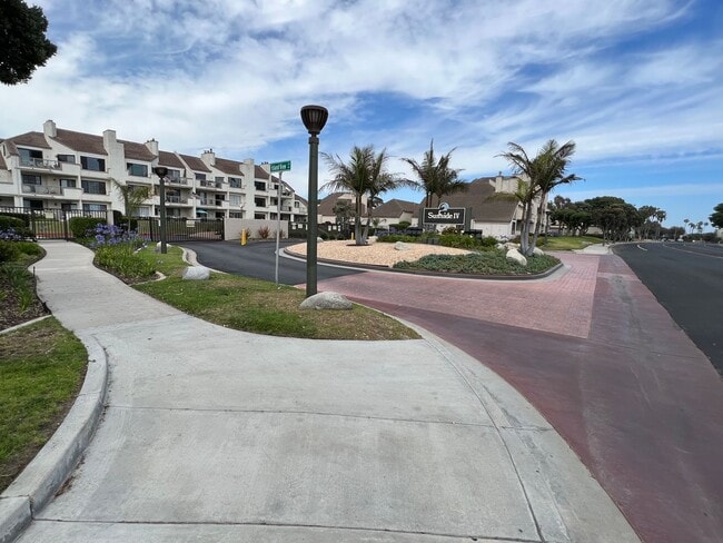 Primary Photo - Two bedroom condo on the beach