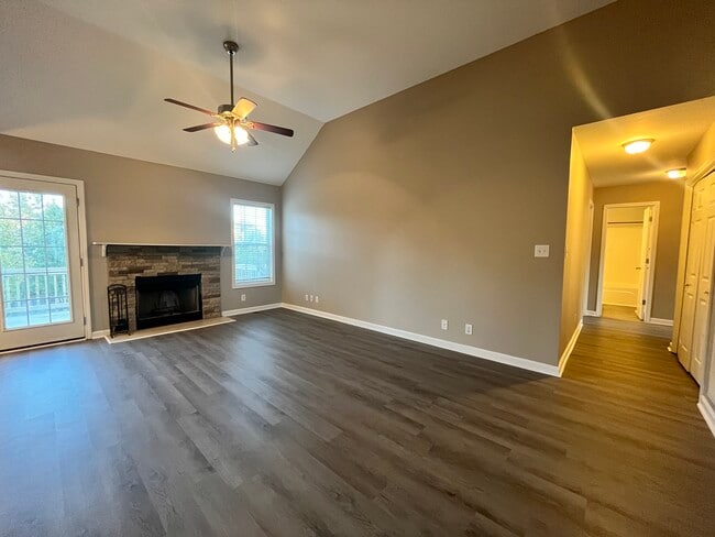 Building Photo - 1353 Francesca Drive