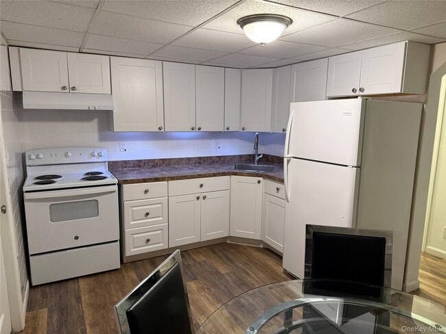 Building Photo - 2129 Julia Goldbach Ave