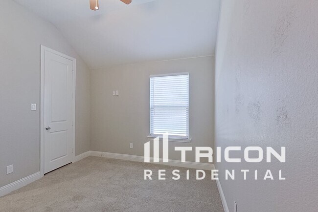 Building Photo - 3612 Tioga Trl