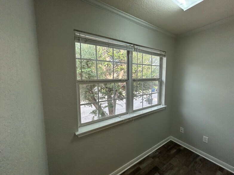 Building Photo - 13613 Woodstone Way