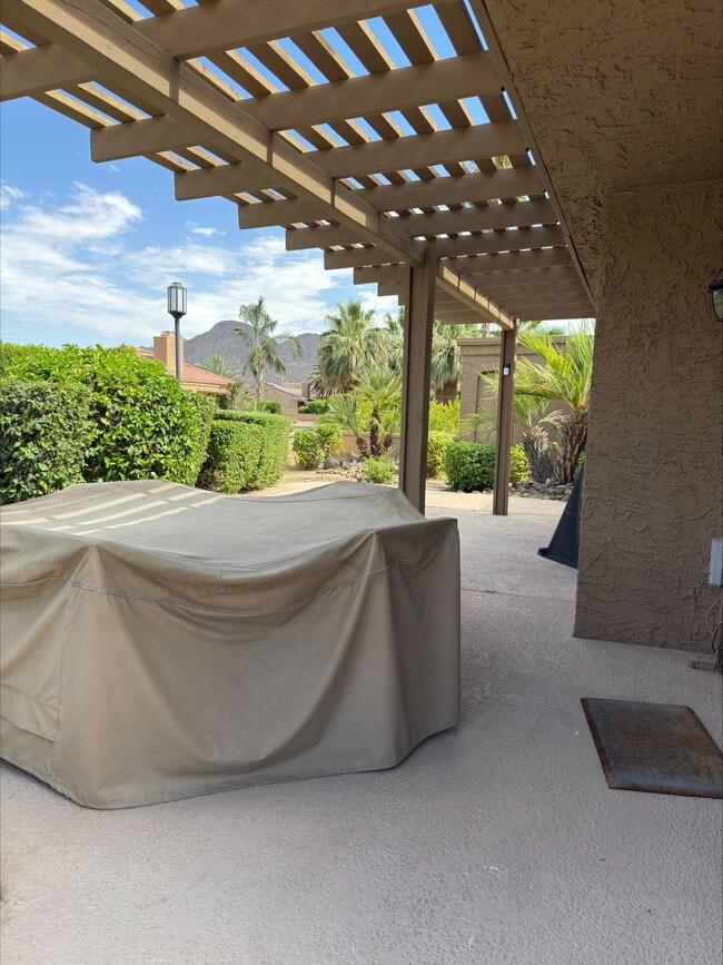 Building Photo - 44299 Capri Ct