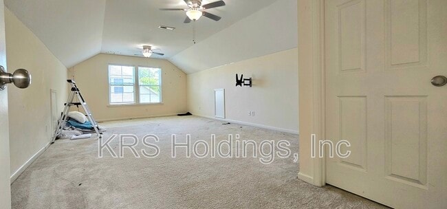 Building Photo - 210 Benthall Rd