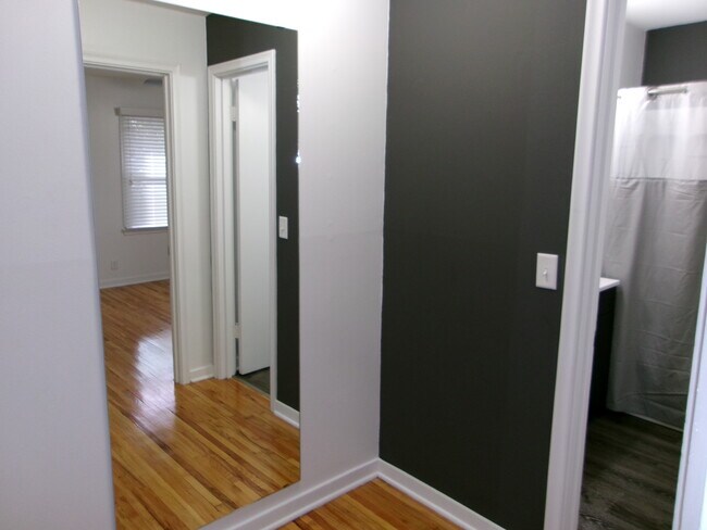 Building Photo - 3444 N 48th St