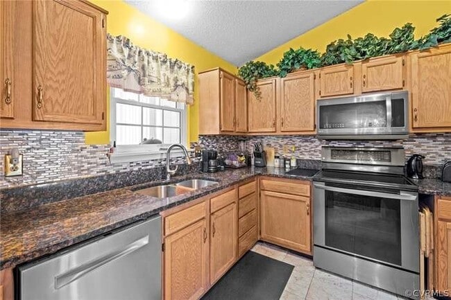 Building Photo - 4231 Montclair Rd