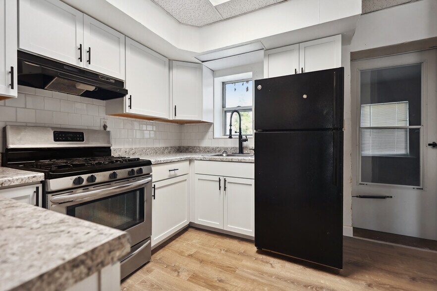 Building Photo - 5237 Enright Ave