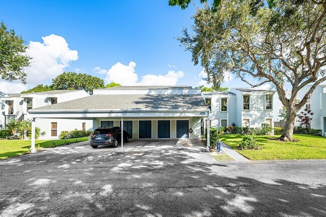 Building Photo - 6165 Old Court Rd