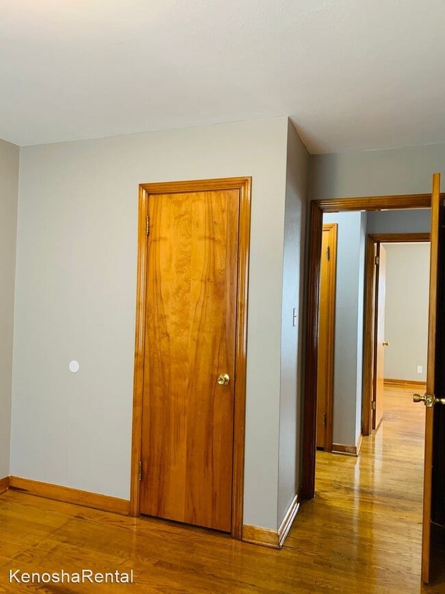 Building Photo - 3 br, 1 bath House - 7807 28th Avenue