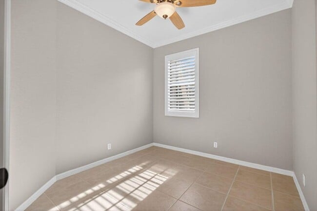 Building Photo - 160 Village Blvd