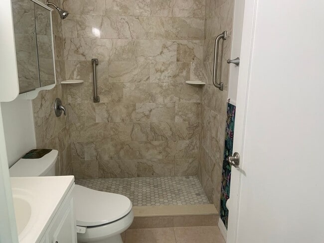 Building Photo - Coquina Key Condo