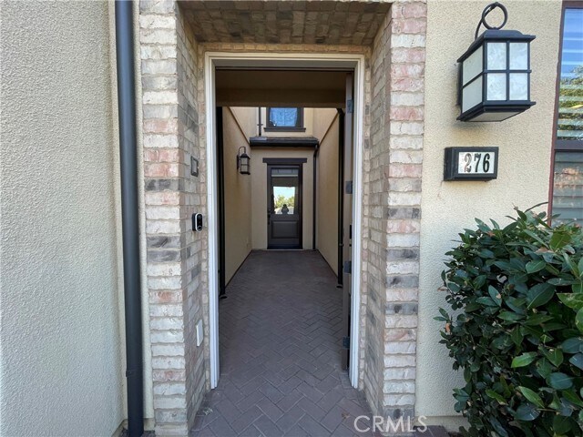 Building Photo - 276 Rodeo