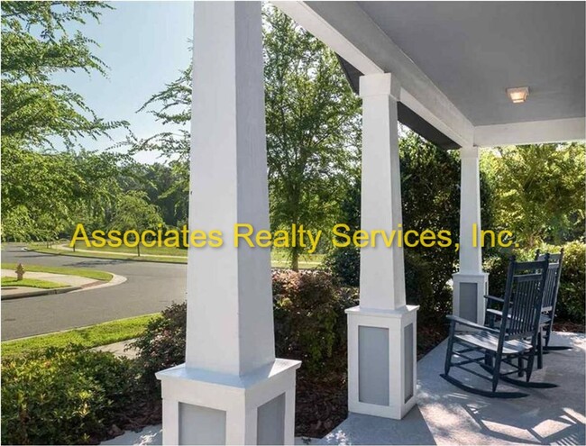 Building Photo - Longleaf corner lot home!  Look!!