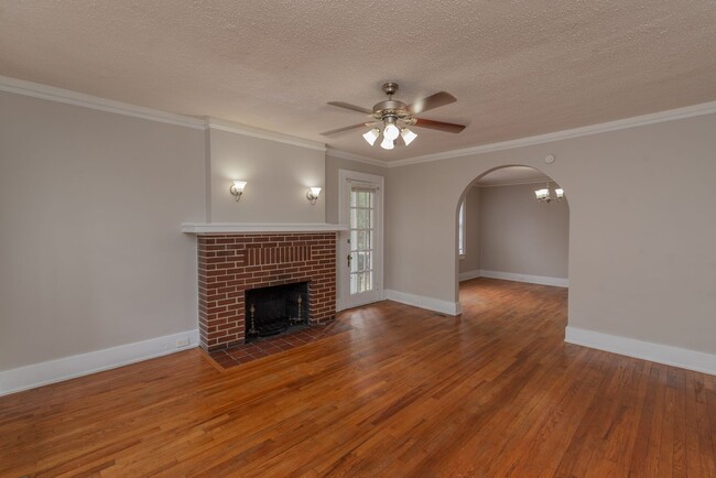 Building Photo - Beautiful brick cottage on Central Avenue ...