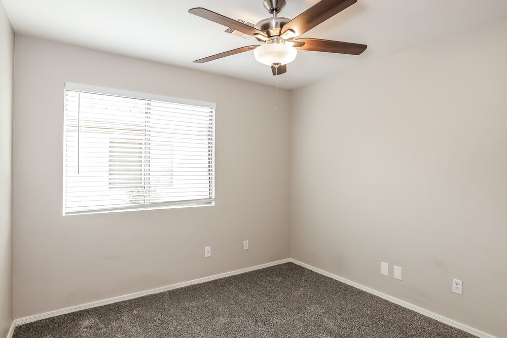 Building Photo - 14756 W Maui Ln