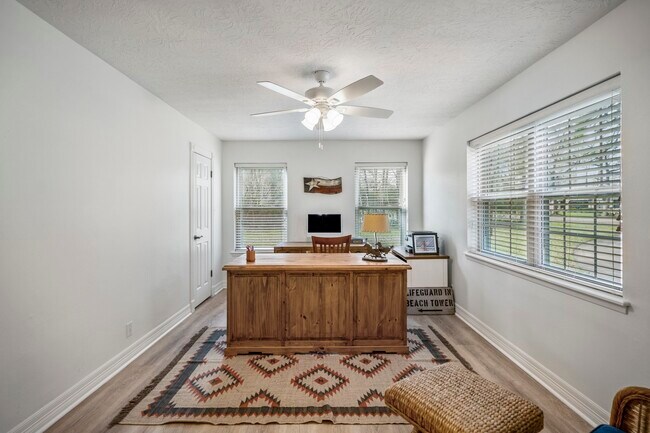 Building Photo - 15347 Conroe Dr