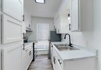 Building Photo - Regency Apartments