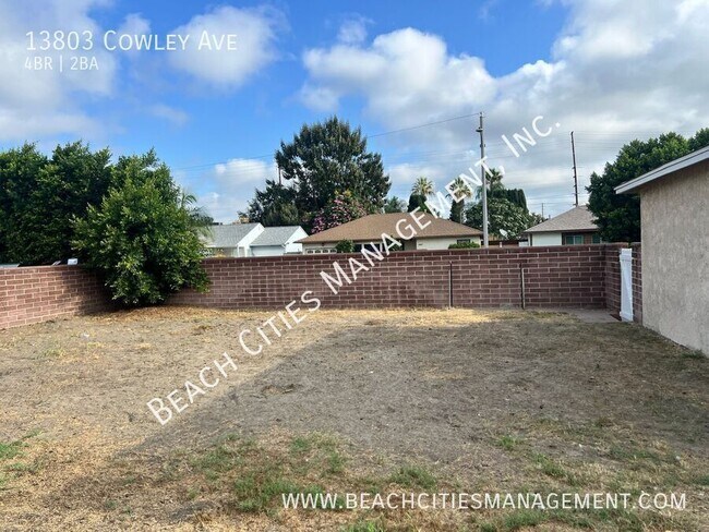 Building Photo - 13803 Cowley Ave