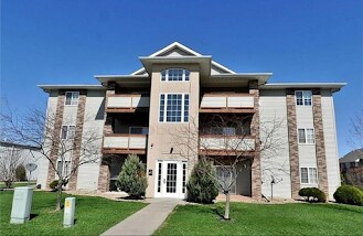 Building Photo - 560 Penn Ct